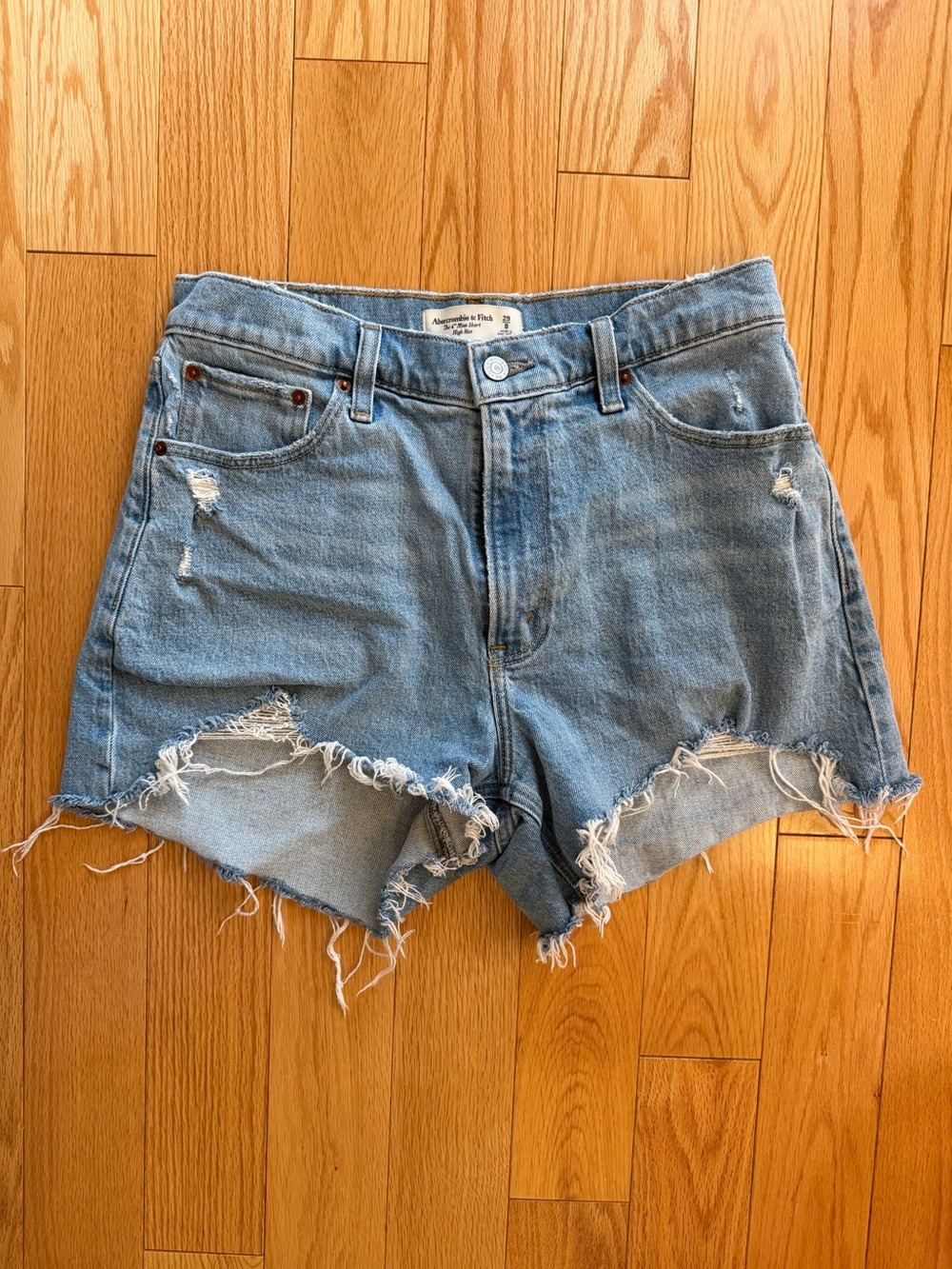 Abercrombie & Fitch Light Wash Frayed Hem Denim Shorts